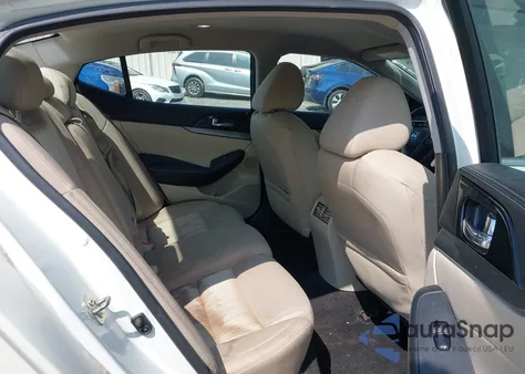 2016 Nissan Maxima 3.5 S из США, поврежденный, VIN 1N4AA6AP7GC449626